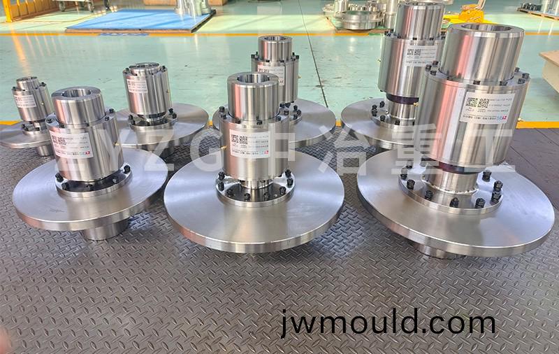 聯(lián)軸器安裝及回轉(zhuǎn)過程中(zhong)的(de)偏差